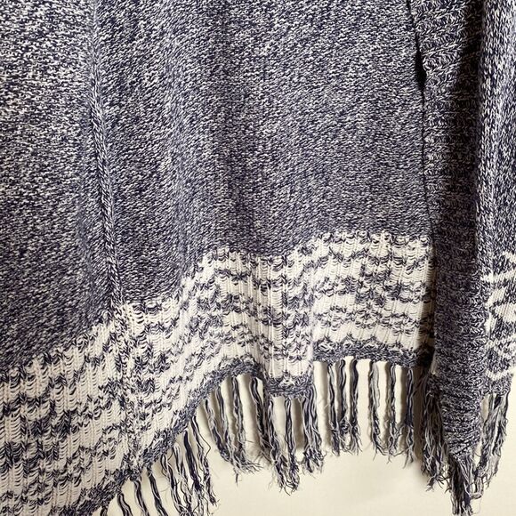 Aerie-blue and white open cardigan with fringe- Size medium - Picture 7 of 13